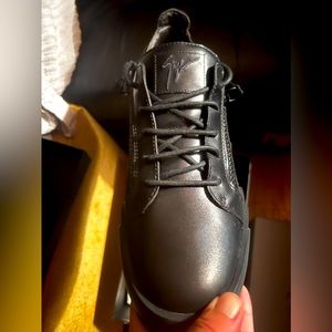 Giuseppe Zanotti’s (Black on Black)